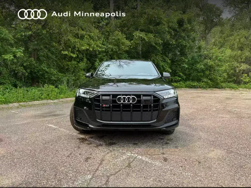 2024 Audi SQ7 Prestige photo 1