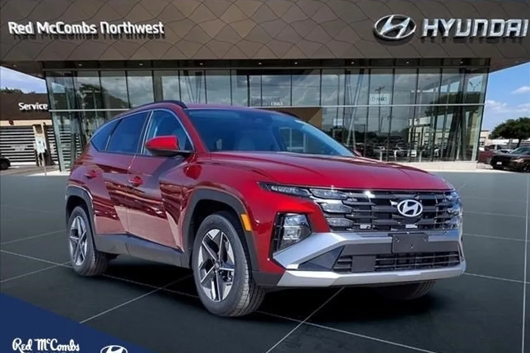 2025 Hyundai Tucson SEL photo 1