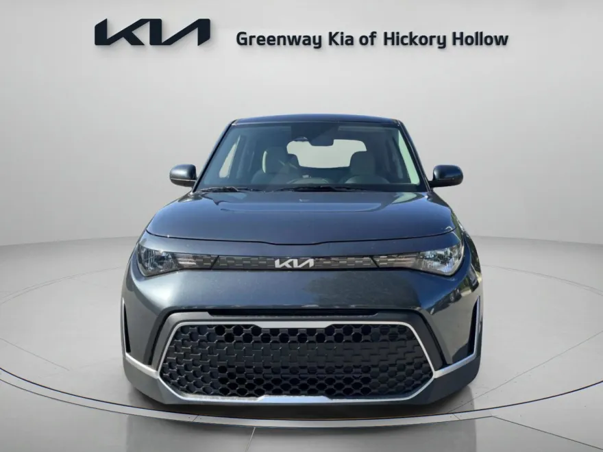 2025 Kia Soul LX photo 1