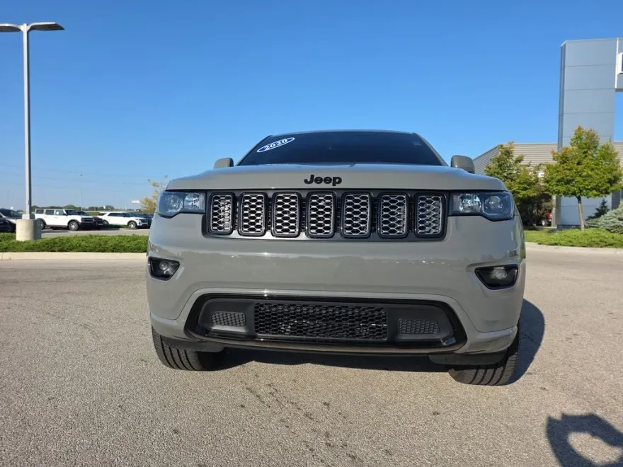 2020 Jeep Grand Cherokee Altitude photo 1