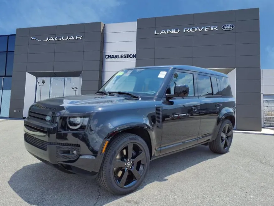 2025 Land Rover Defender 110 X-Dynamic SE photo 1