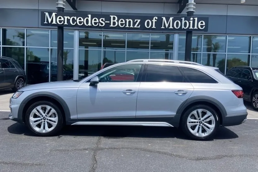 2021 Audi A4 Allroad 45 Premium Plus photo 1