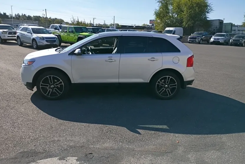 2013 Ford Edge Limited photo 1