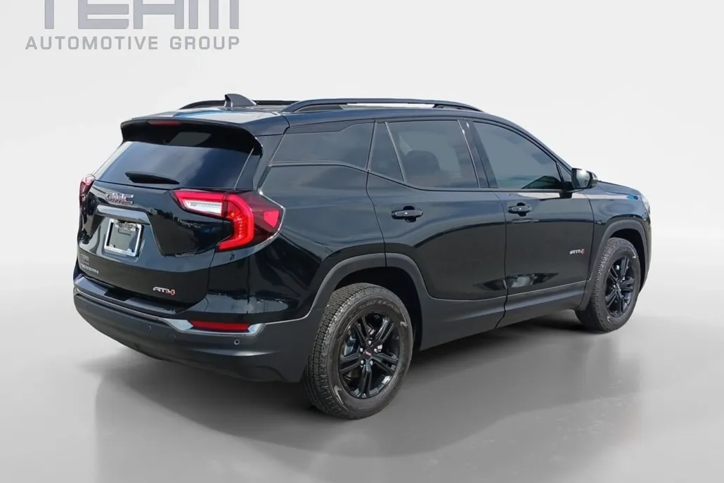 2024 Gmc Terrain AT4 photo 1