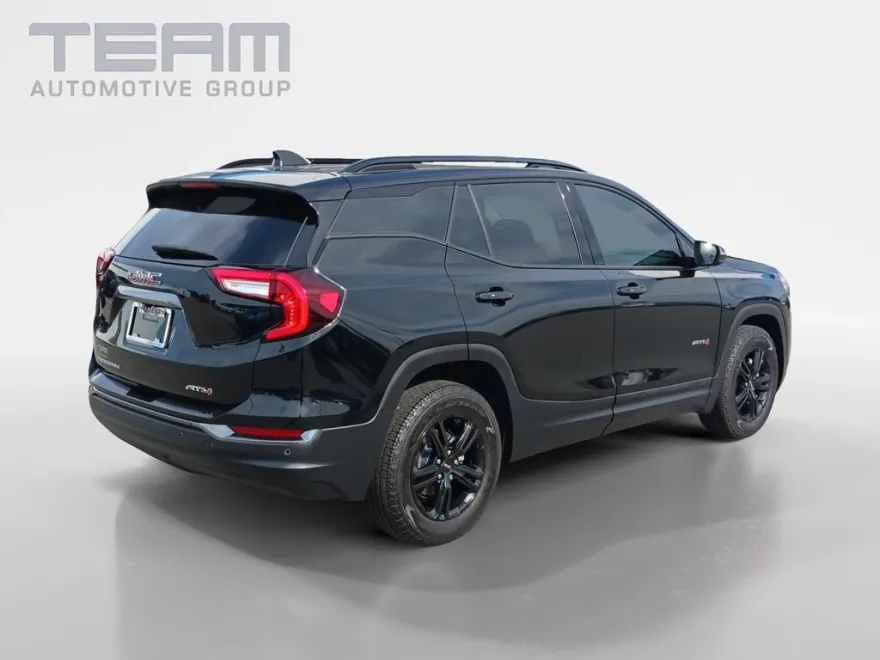 2024 Gmc Terrain AT4 photo 1
