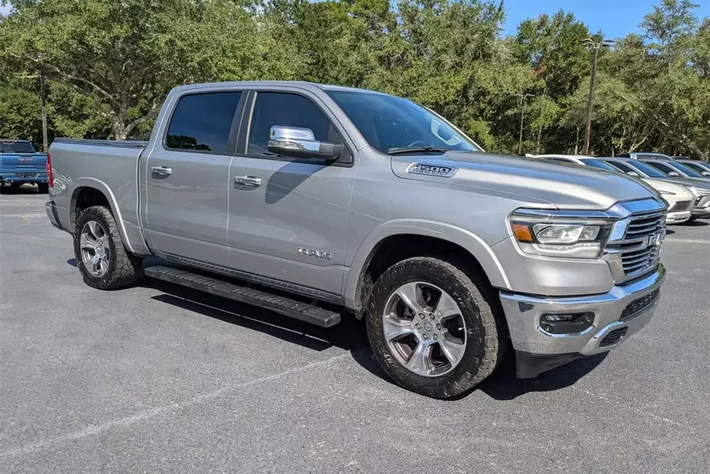 2022 Ram 1500 Laramie photo 1