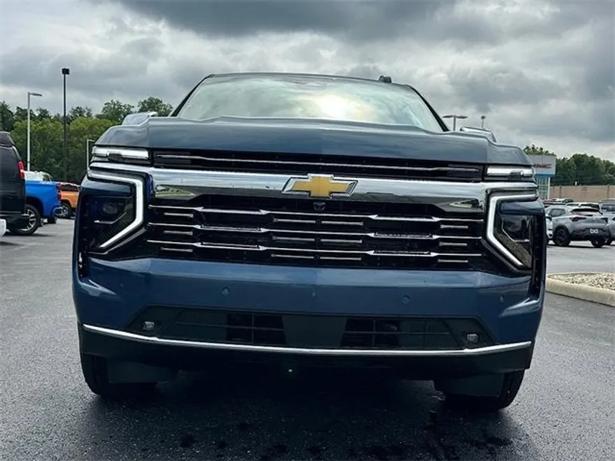 2025 Chevrolet Tahoe Premier photo 1