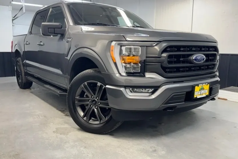 2022 Ford F-150 XLT photo 1