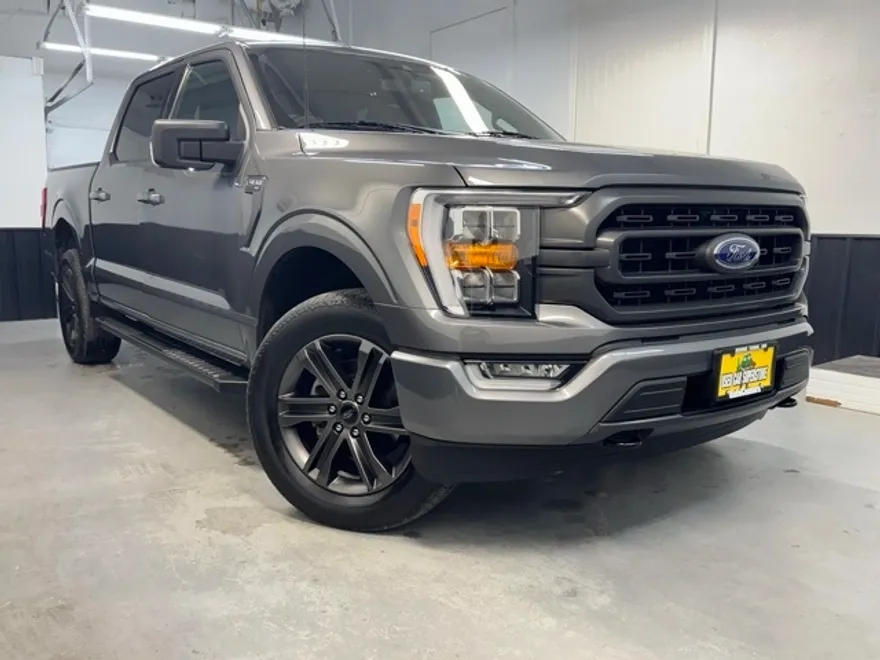 2022 Ford F-150 XLT photo 1