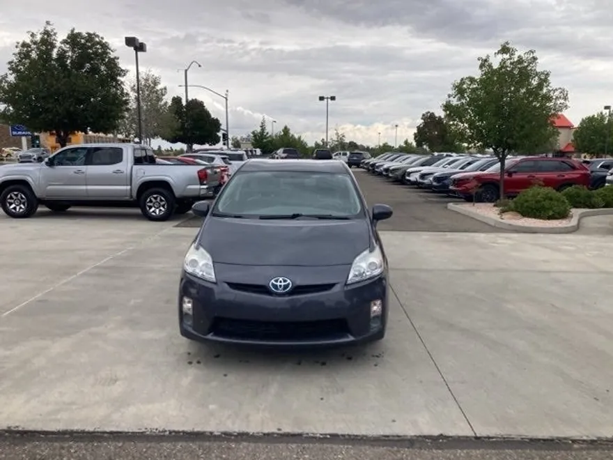 2011 Toyota Prius Three photo 1