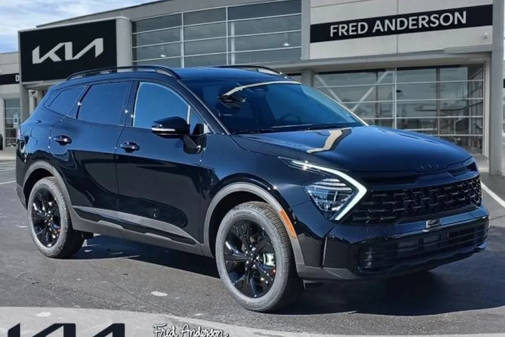 2025 Kia Sportage X-Line photo 1