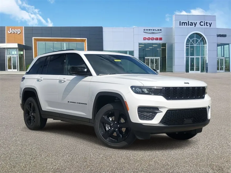2025 Jeep Grand Cherokee Altitude photo 1