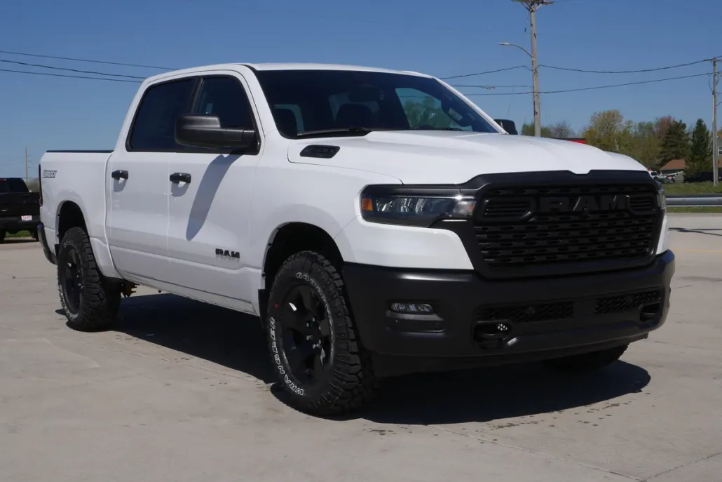 2025 Ram 1500 Tradesman photo 1