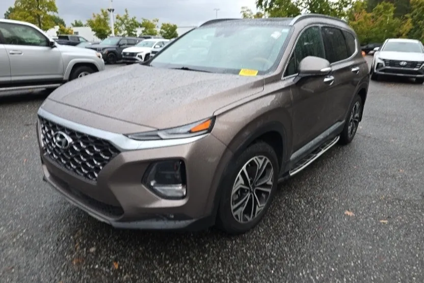 2020 Hyundai Santa Fe SEL photo 1