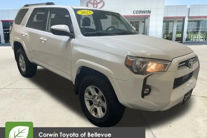 2023 Toyota 4Runner SR5 photo 1
