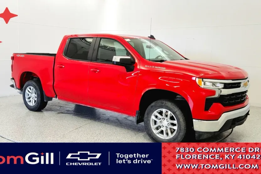 2022 Chevrolet Silverado 1500 LT photo 1
