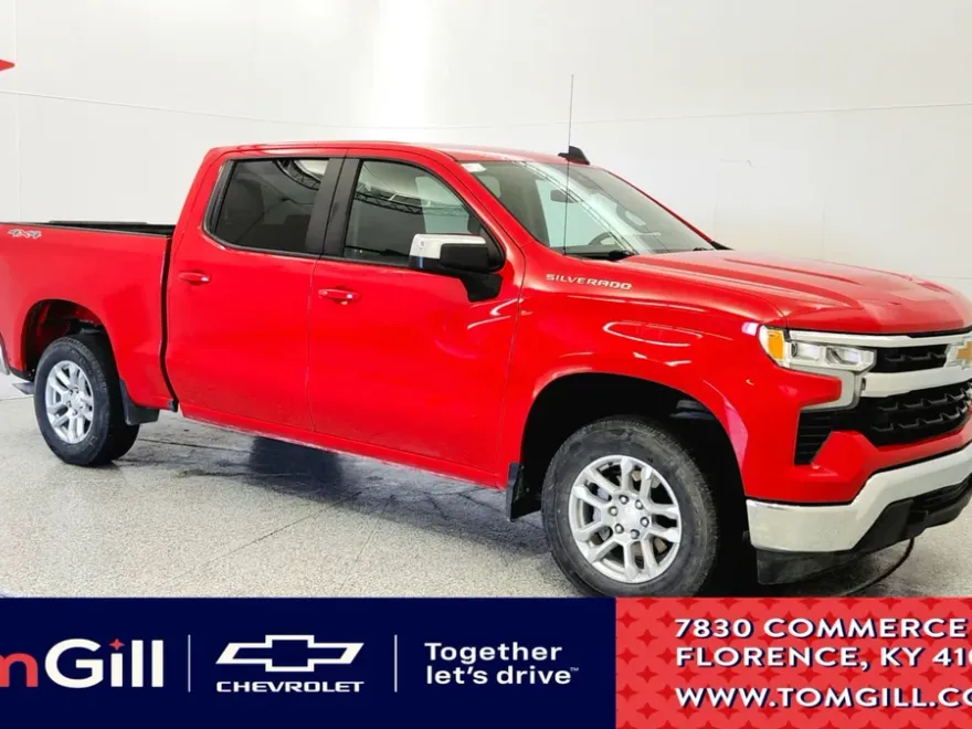 2022 Chevrolet Silverado 1500 LT photo 1