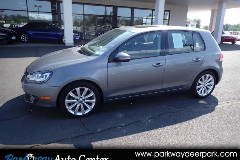 2013 Volkswagen Golf TDI photo 1