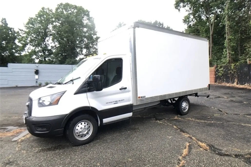 2023 Ford Transit photo 1