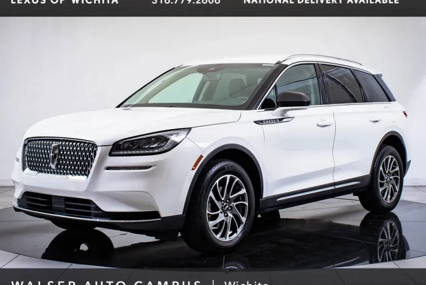 2022 Lincoln Corsair Standard photo 1