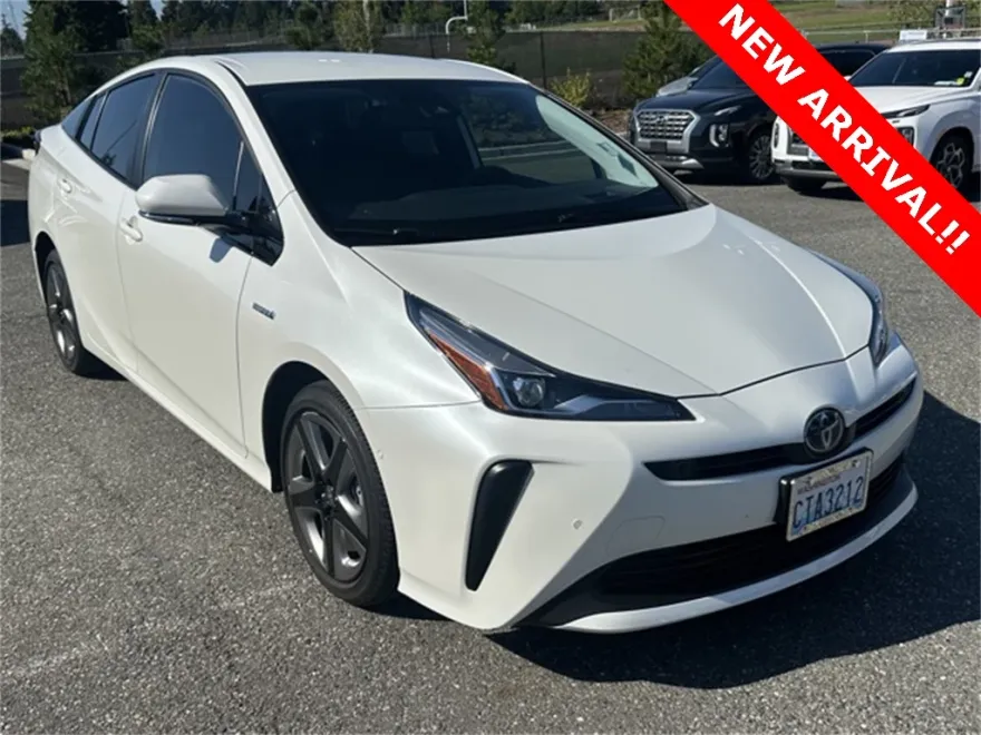 2020 Toyota Prius Limited photo 1