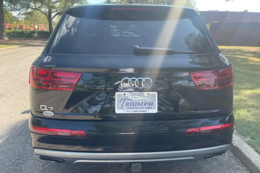 2019 Audi Q7 55 Premium Plus photo 1