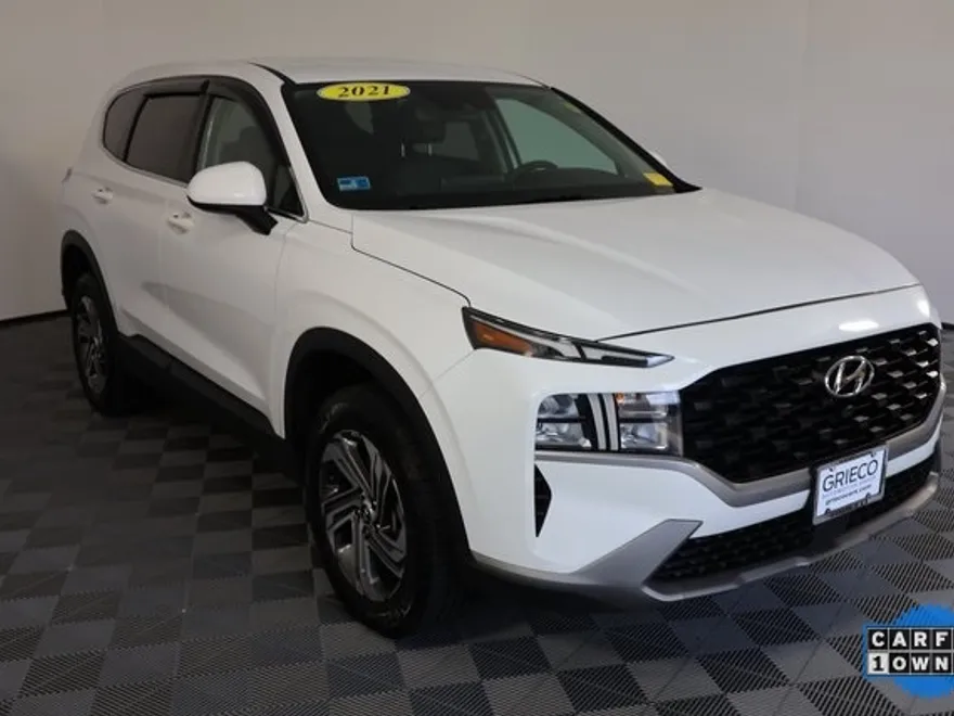2021 Hyundai Santa Fe SE photo 1