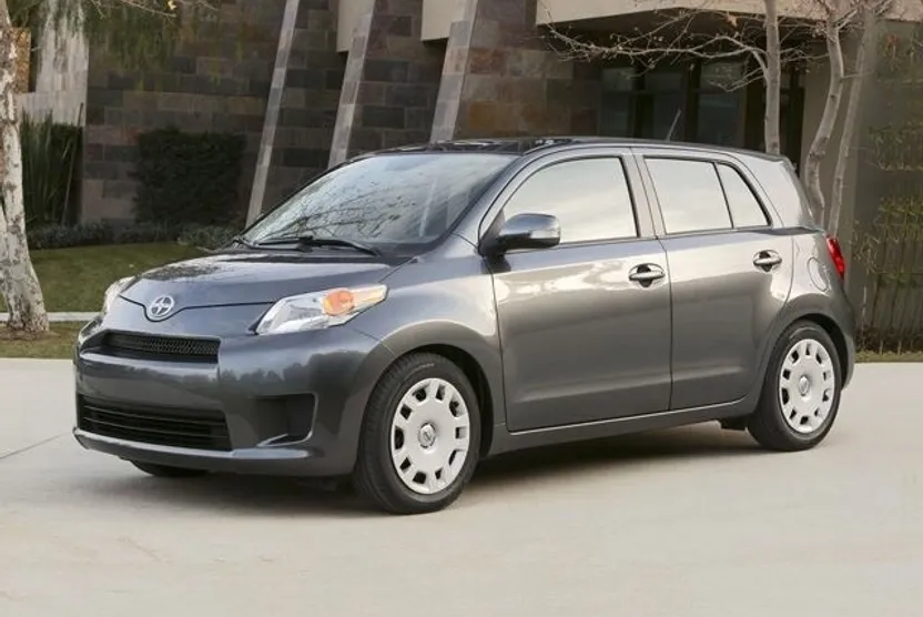 2009 Scion xD Base photo 1
