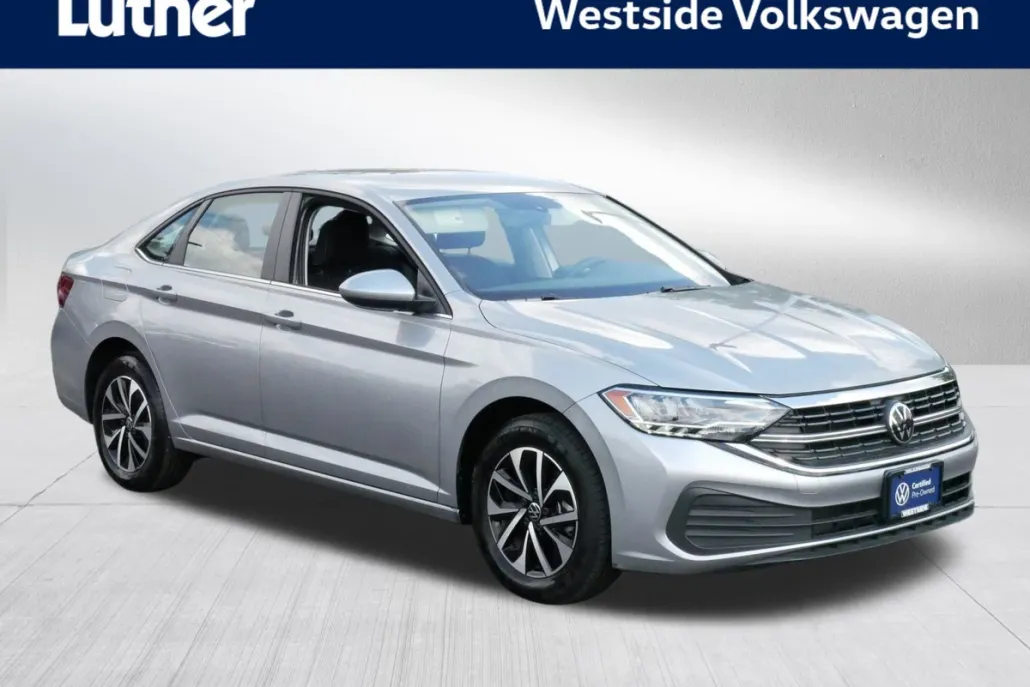 2023 Volkswagen Jetta S photo 1