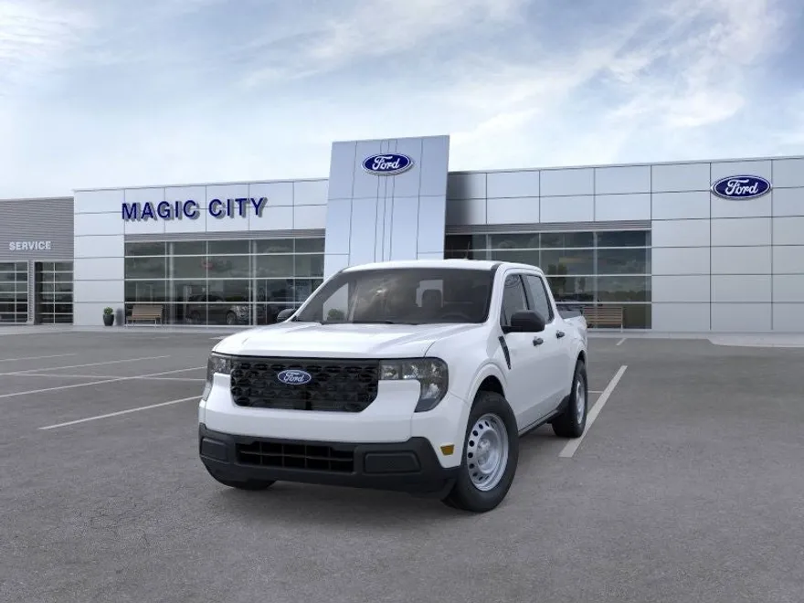 2025 Ford Maverick XL photo 1