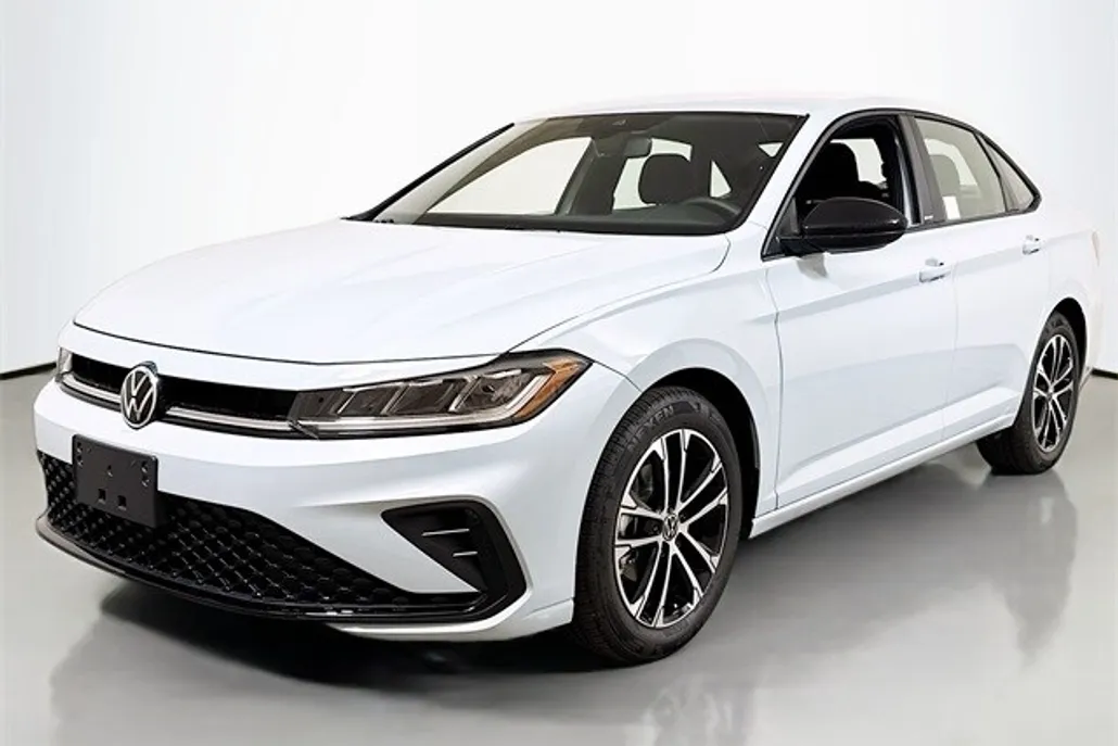 2025 Volkswagen Jetta 1.5T Sport photo 1