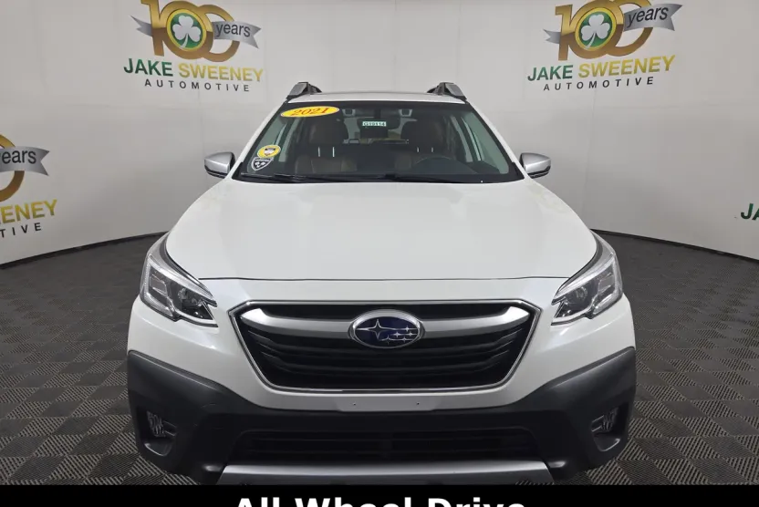 2021 Subaru Outback Touring photo 1