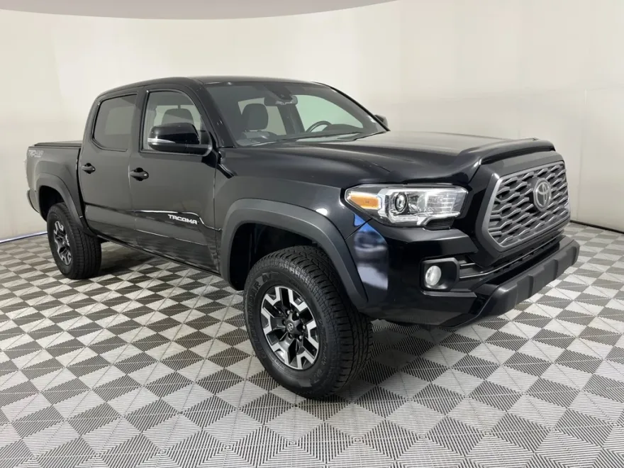 2021 Toyota Tacoma TRD Off-Road photo 1