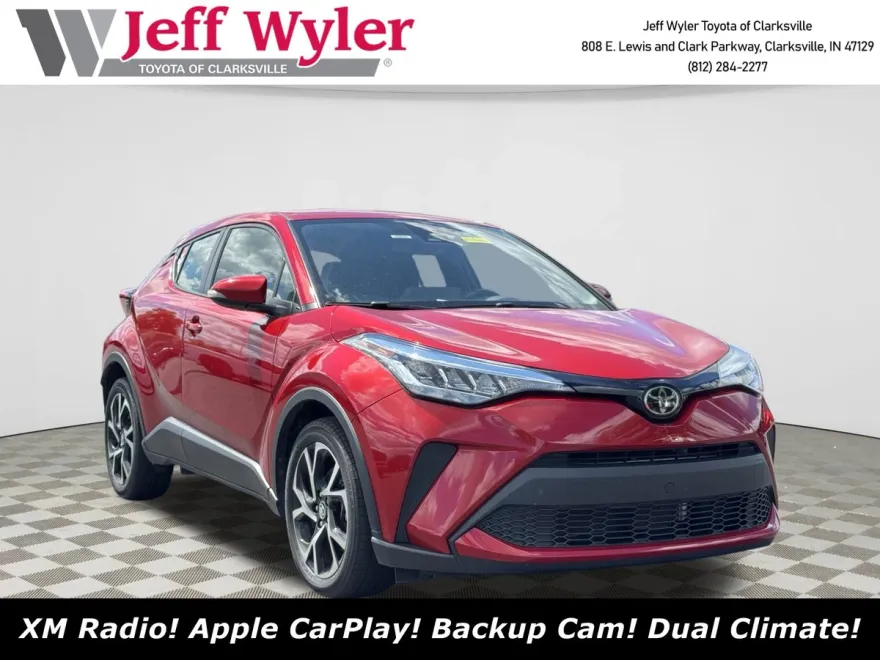 2021 Toyota C-HR XLE photo 1