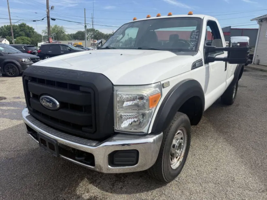 2015 Ford F-350 XL photo 1