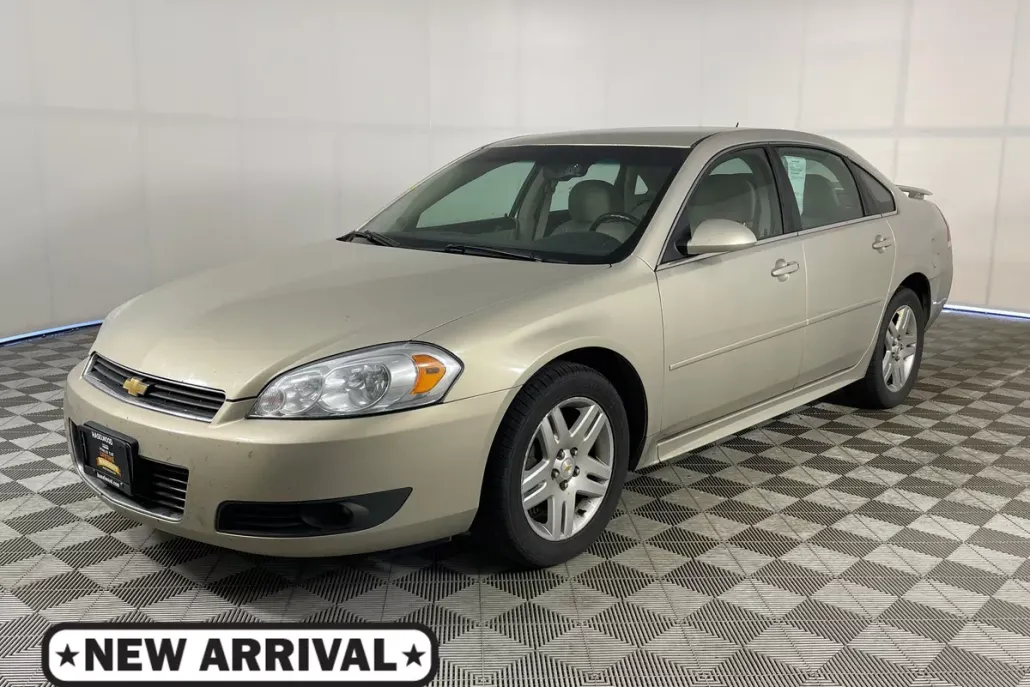 2011 Chevrolet Impala 1LT photo 1