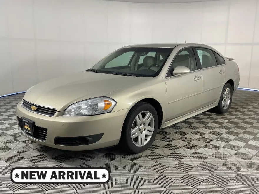 2011 Chevrolet Impala 1LT photo 1