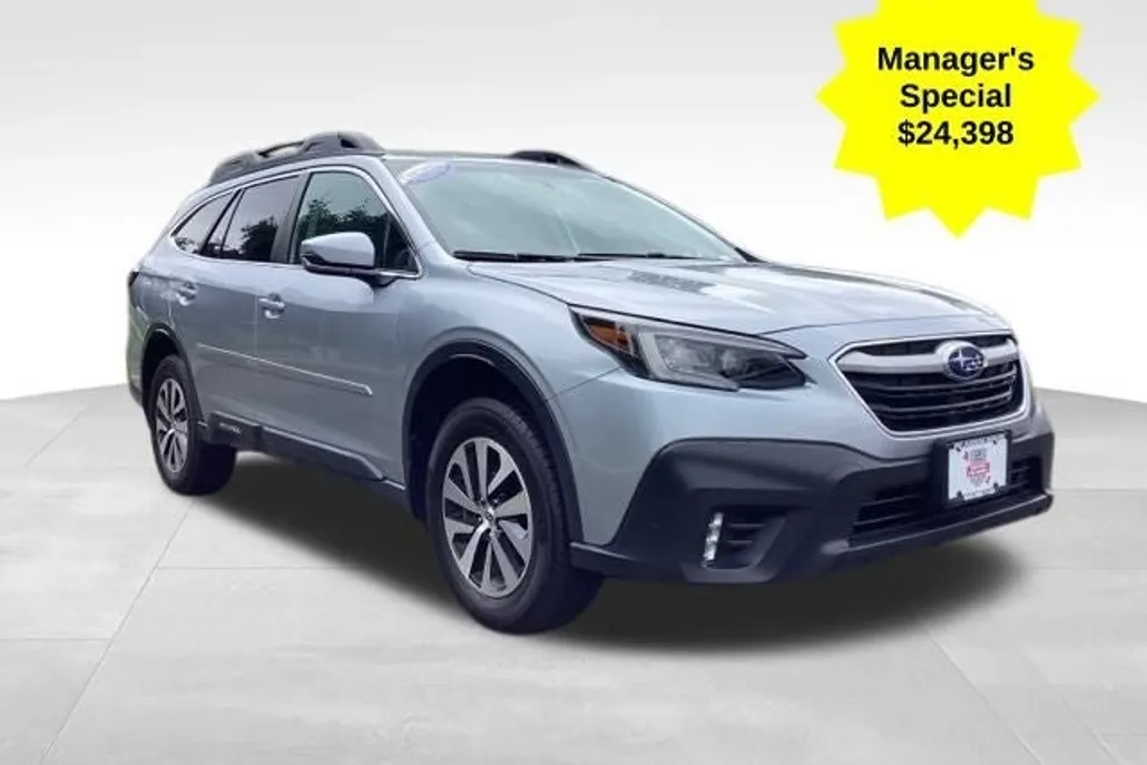 2022 Subaru Outback Premium photo 1