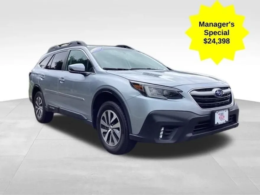 2022 Subaru Outback Premium photo 1