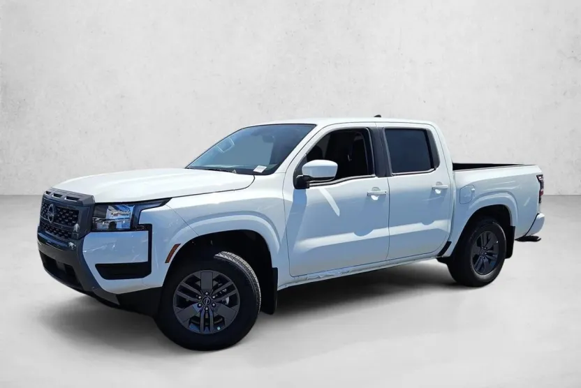 2025 Nissan Frontier SV photo 1