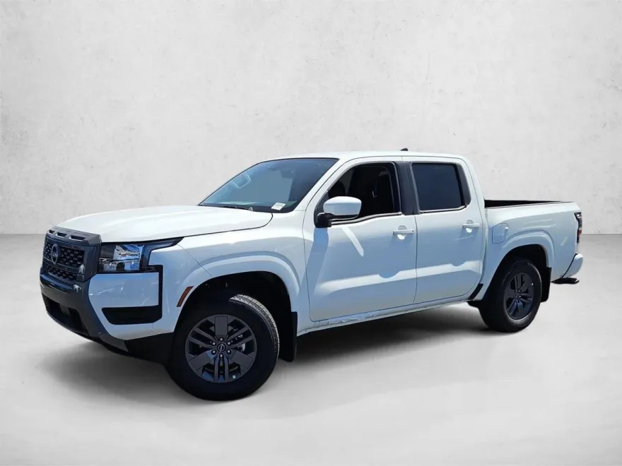 2025 Nissan Frontier SV photo 1