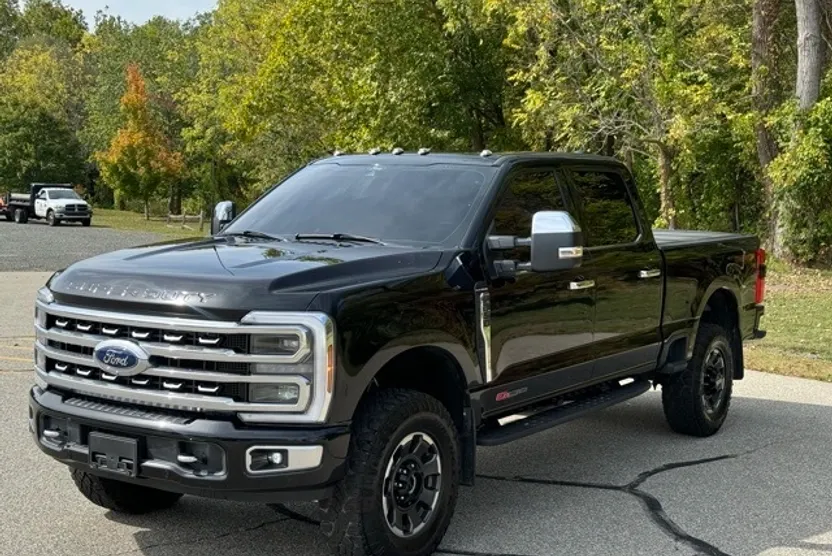 2024 Ford F-350 photo 1