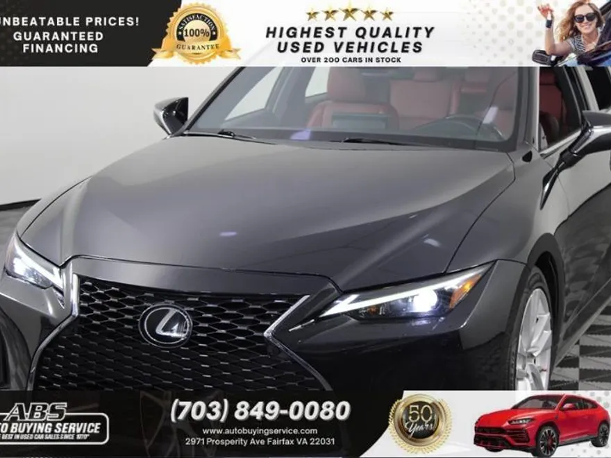 2021 Lexus IS 300 photo 1