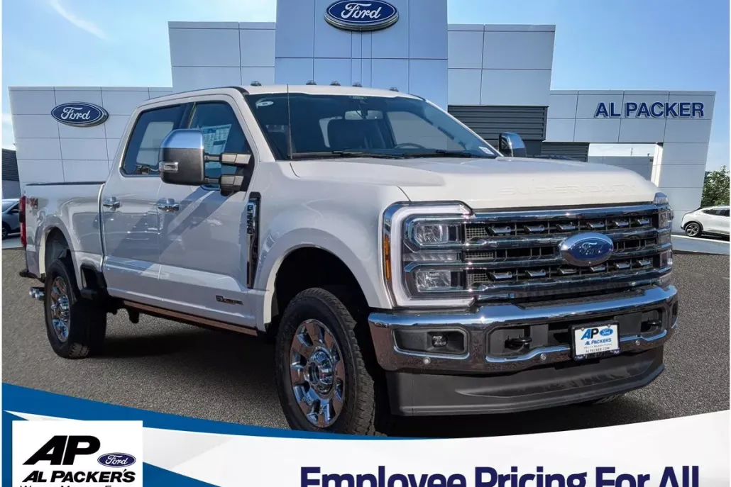 2025 Ford F-250 Lariat photo 1