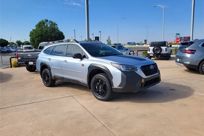2022 Subaru Outback Wilderness photo 1