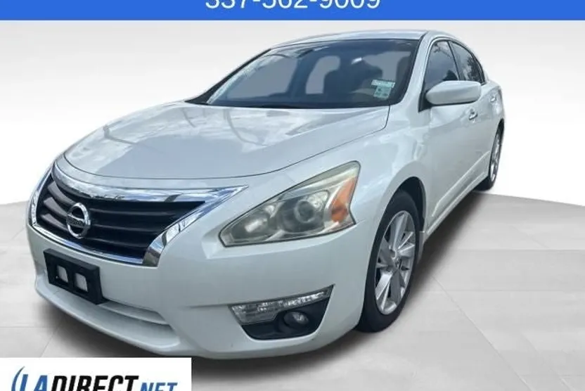 2015 Nissan Altima 2.5 SV photo 1
