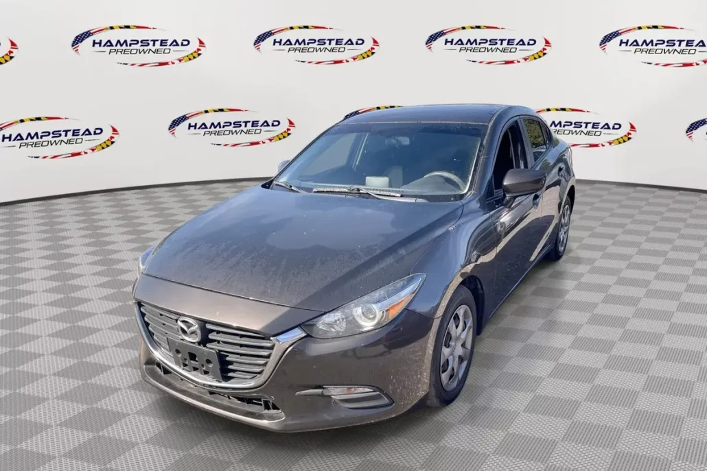 2017 Mazda Mazda3 Sport photo 1