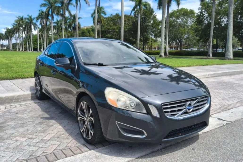 2012 Volvo S60 T5 photo 1