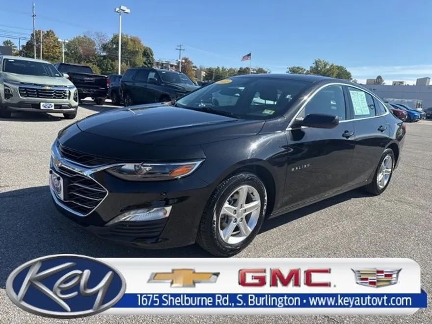 2022 Chevrolet Malibu 1LT photo 1