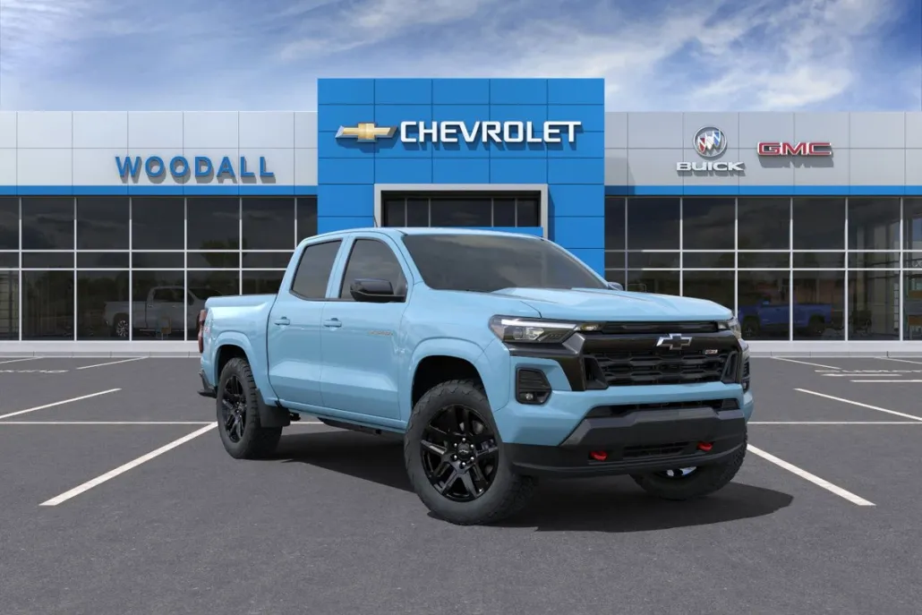 2025 Chevrolet Colorado Z71 photo 1